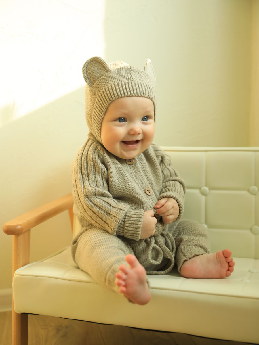 бежевый камень